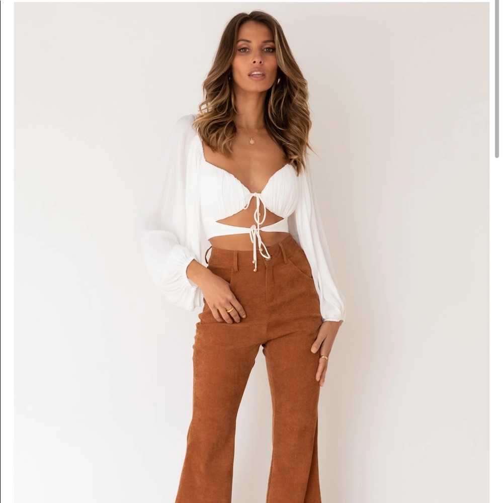 Hussh rare moments crop top in off white